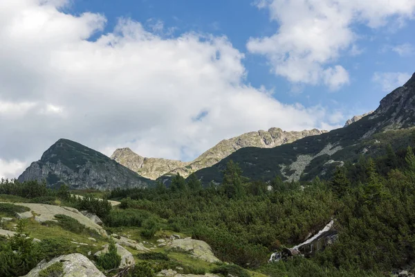 Niesamowity Krajobraz Doliny Rzeki Begovitsa Góry Pirin Bułgaria — Zdjęcie stockowe