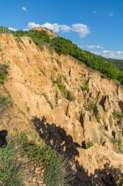 Kaya oluşumu ile Stob Piramitler, Rila Dağı, Köstendil bölge, Bulgaristan manzara