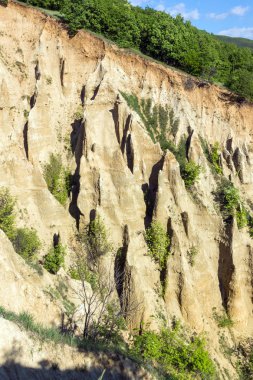 Kaya oluşumu ile Stob Piramitler, Rila Dağı, Köstendil bölge, Bulgaristan manzara