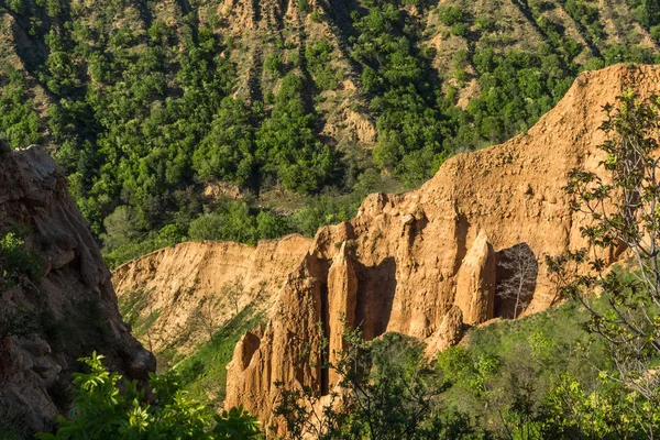 Paisaje Con Formación Rocas Pirámides Stob Montaña Rila Región Kyustendil — Foto de Stock