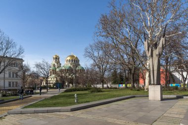 Sofia, Bulgaristan - 17 Mart 2018: Sofya, Bulgaristan Alexander Nevski Katedrali Saint görünümünü şaşırtıcı