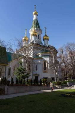 Sofia, Bulgaristan - 17 Mart 2018: Sofya, Bulgaristan'ın altın kubbe Rus Kilisesi görünümünü şaşırtıcı