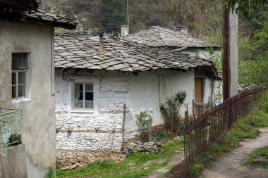 Köy Kosova ile orijinal on dokuzuncu yüzyıl evler, Plovdiv bölge, Bulgaristan