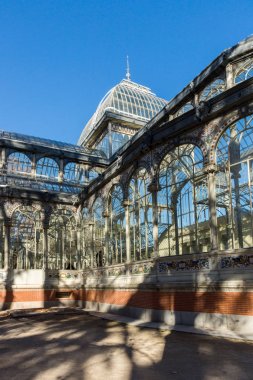 Madrid, İspanya - 22 Ocak 2018: Crystal Palace Retiro Park City, Madrid, İspanya