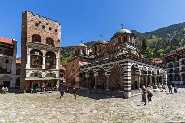 Rila Monastery Bulgaria April 2018 Tourist Visiting Monastery Saint Ivan — Stock Photo, Image