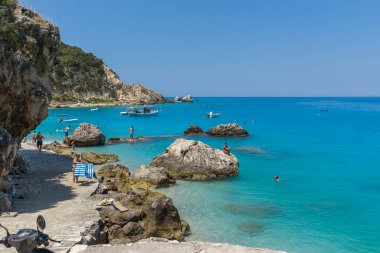 Kathisma Beach, Lefkada, Yunanistan - 16 Temmuz 2014: Turizm, Kathisma beach, Lefkada, Ionian Islands, Yunanistan