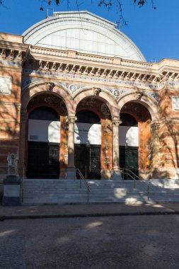 Madrid, İspanya - 22 Ocak 2018: Palace Velazquez Retiro Park City, Madrid, İspanya