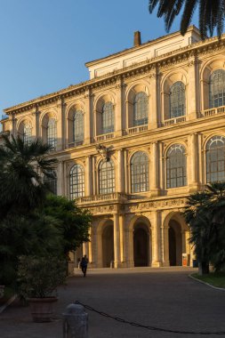 Rome, İtalya - 24 Haziran 2017: Sarı günbatımında günbatımı Palazzo Barberini - Ulusal Galeri Antik Sanat Roma, İtalya