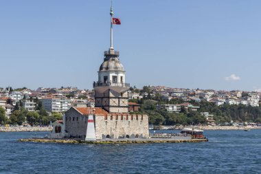 İstanbul 'dan İstanbul' a ve Bakire Kulesi 'ne