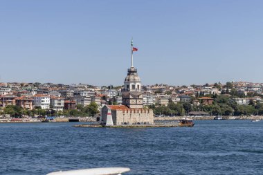 İstanbul 'dan İstanbul' a ve Bakire Kulesi 'ne