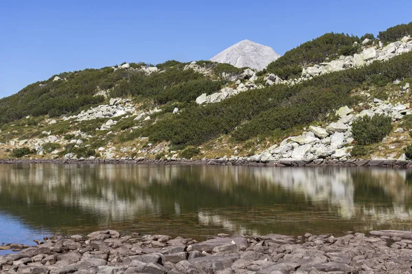 Lansekap dengan danau katak di Pirin Mountain, Bulgaria — Stok Foto