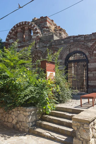 Kerk van de Heilige Aartsengelen Michael en Gabriel in Nesebar, B — Stockfoto