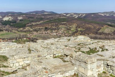 Bulgaristan 'ın antik Trakya kenti Perperikon' un kalıntıları