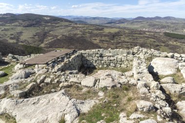 Bulgaristan 'ın antik Trakya kenti Perperikon' un kalıntıları