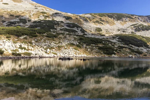 Maisema Long Lake, Pirin Mountain, Bulgaria — kuvapankkivalokuva