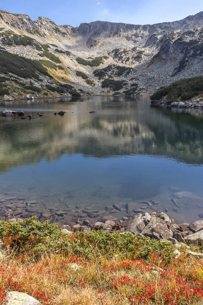 Paesaggio del lago lungo, Pirin Mountain, Bulgaria — Foto Stock