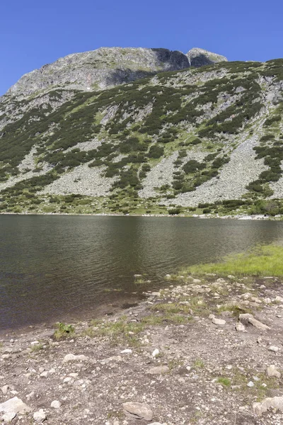 Der untere Fischsee (ribni ezera), rila mountain, bulgaria — Stockfoto