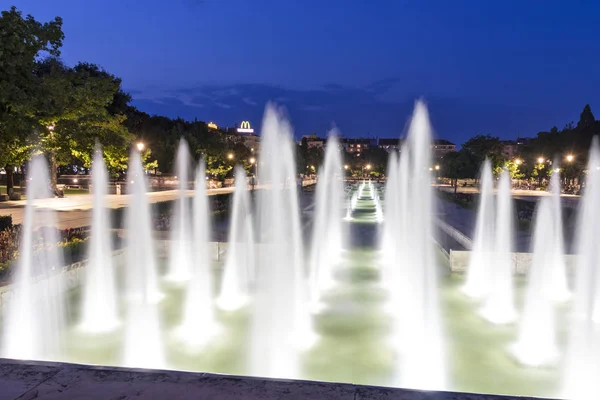 소피아의 국립 문화의 궁전 앞에 있는 샘, 불가리개 — 스톡 사진