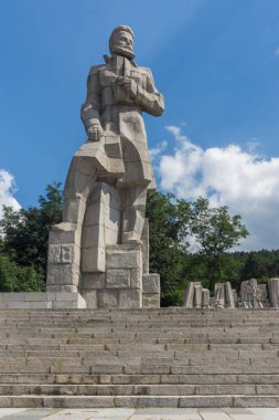 Bulgaristan 'ın Kalofer kentinde Hristo Botev anısına inşa edildi