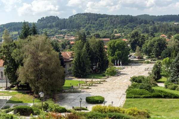Панорама исторического города Калофер, Болгария — стоковое фото