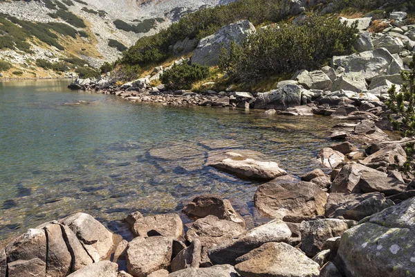 ภูมิทัศน์ของทะเลสาบลอง, ภูเขา Pirin, บัลแกเรีย — ภาพถ่ายสต็อก