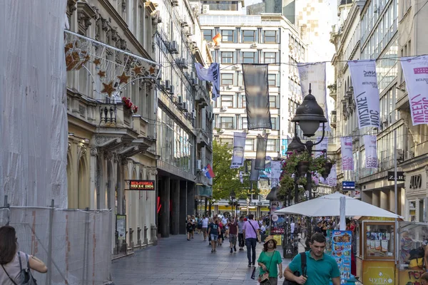 Prins Michael Street in het centrum van de stad Belgrado, Servië — Stockfoto