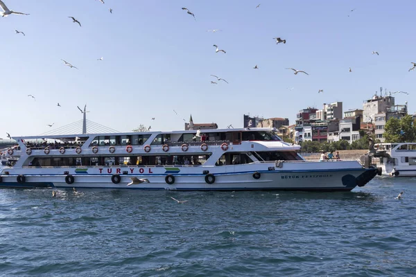 Chifre de Ouro na cidade de Istambul, Turquia — Fotografia de Stock