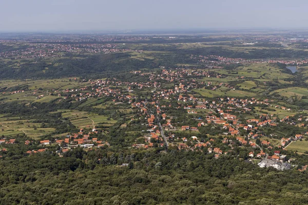 Avala Kulesi, Belgrad ve Sırbistan 'dan panoramik manzara — Stok fotoğraf