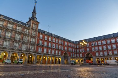Madrid, İspanya 'da Plaza Belediye Başkanı' nın Gündoğumu Panoraması