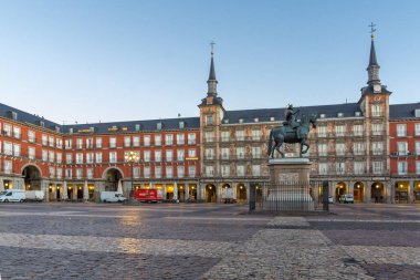 Madrid, İspanya 'da Plaza Belediye Başkanı' nın Gündoğumu Panoraması