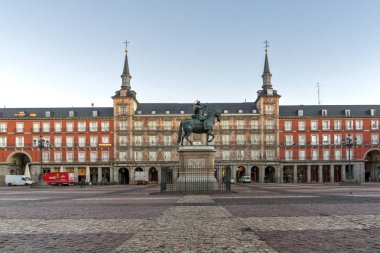 Madrid, İspanya 'da Plaza Belediye Başkanı' nın Gündoğumu Panoraması