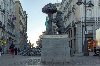 Madrid 'de Puerta del Sol' un gündoğumu manzarası