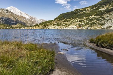 Balık Banderitsa gölü ve Vihren Tepesi, Pirin Dağı, Bulgaristan