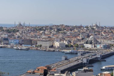 İstanbul, Türkiye - 27 Temmuz 2019: Galata Kulesinden İstanbul, Türkiye 'ye İnanılmaz Panorama