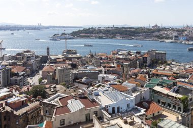 İstanbul, Türkiye - 27 Temmuz 2019: Galata Kulesinden İstanbul, Türkiye 'ye İnanılmaz Panorama