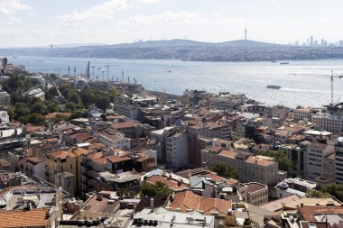 İstanbul, Türkiye - 27 Temmuz 2019: Galata Kulesinden İstanbul, Türkiye 'ye İnanılmaz Panorama