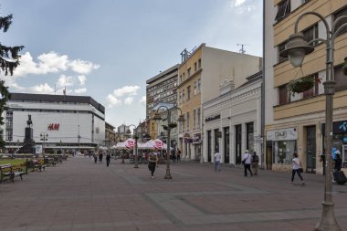 Nis şehrinin merkezinin panoramik görüntüsü