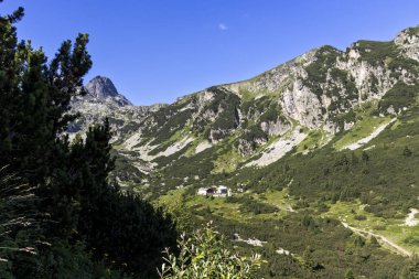 Bulgaristan 'ın Rila Dağı' ndaki Malyoviska Nehri Vadisi
