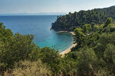 Sithonia yarımadasındaki Zografou Plajı, Yunanistan