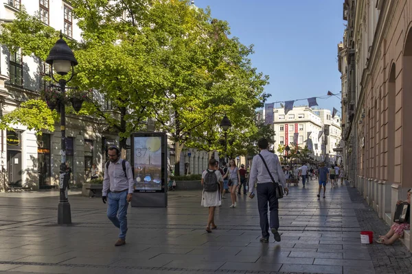 Knez Mihailova Straat in de stad Belgrado, Servië — Stockfoto