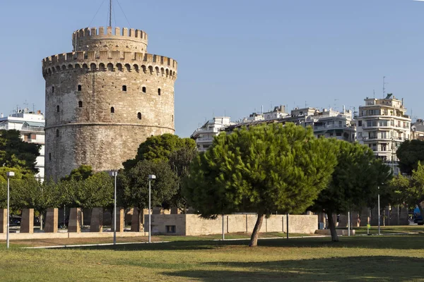 Древняя Белая башня в городе Салоники, Греция — стоковое фото