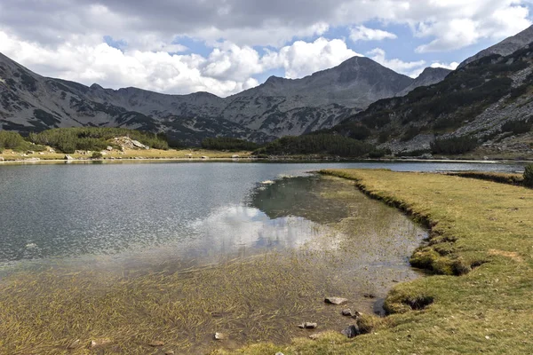 Muratovo (Hvoynato) lake at Pirin Mountain, Bulgaria — Stock Photo, Image