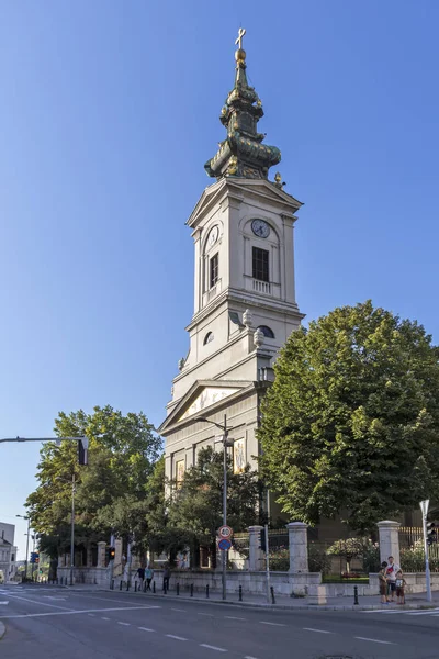 Catedral del Santo Arcángel Miguel en la ciudad de Belgrado, Serbia — Foto de Stock