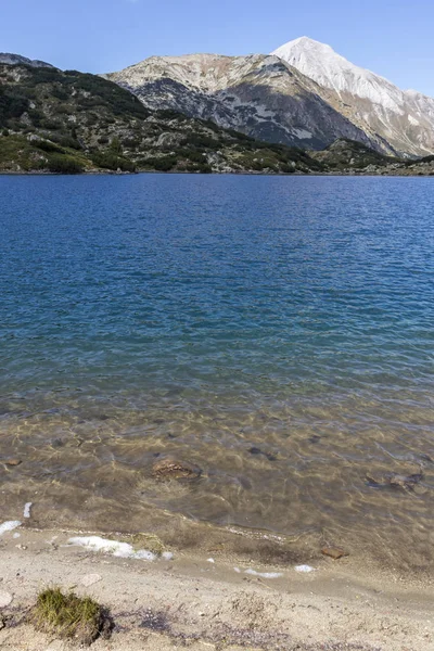 Kala Banderitsa järvi Pirin Mountain, Bulgaria — kuvapankkivalokuva