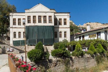 Bulgaristan 'ın Melnik kentinde sokak ve eski evler