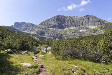 Deve tepesi yakınlarındaki manzara, Rila Dağı, Bulgaristan