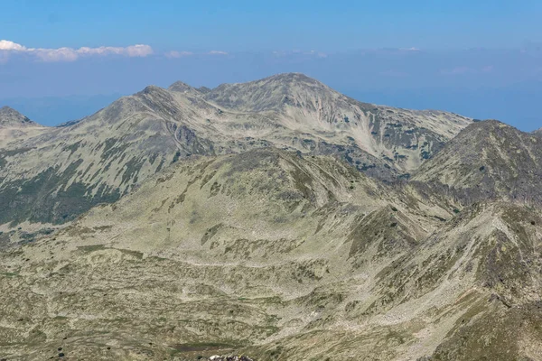 Landschaft vom Kamenitsa-Gipfel, Pirin-Gebirge, Bulgarien — Stockfoto