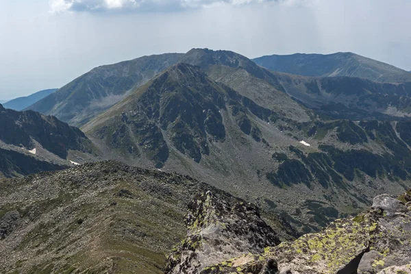 Paisagem de Kamenitsa Peak, Pirin Mountain, Bulgária — Fotografia de Stock