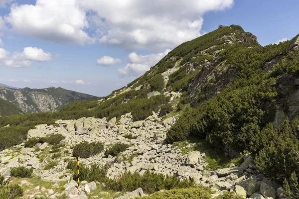 Lanskap dekat Sirkus Prekorech, Gunung Rila, Bulgaria — Stok Foto