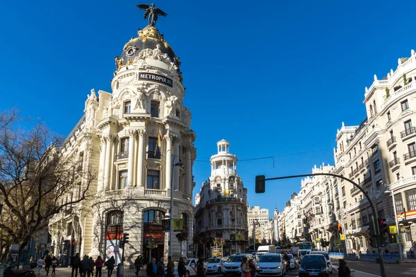 Metropolis Building in City of Madrid, Spain — ストック写真